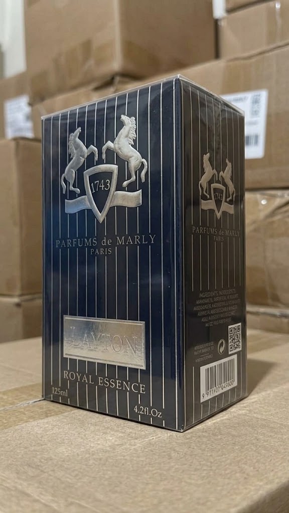 Layton Royal Essence Eau de Parfum 4.2 oz / 125ml