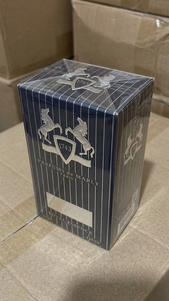 Layton Royal Essence Eau de Parfum 4.2 oz / 125ml